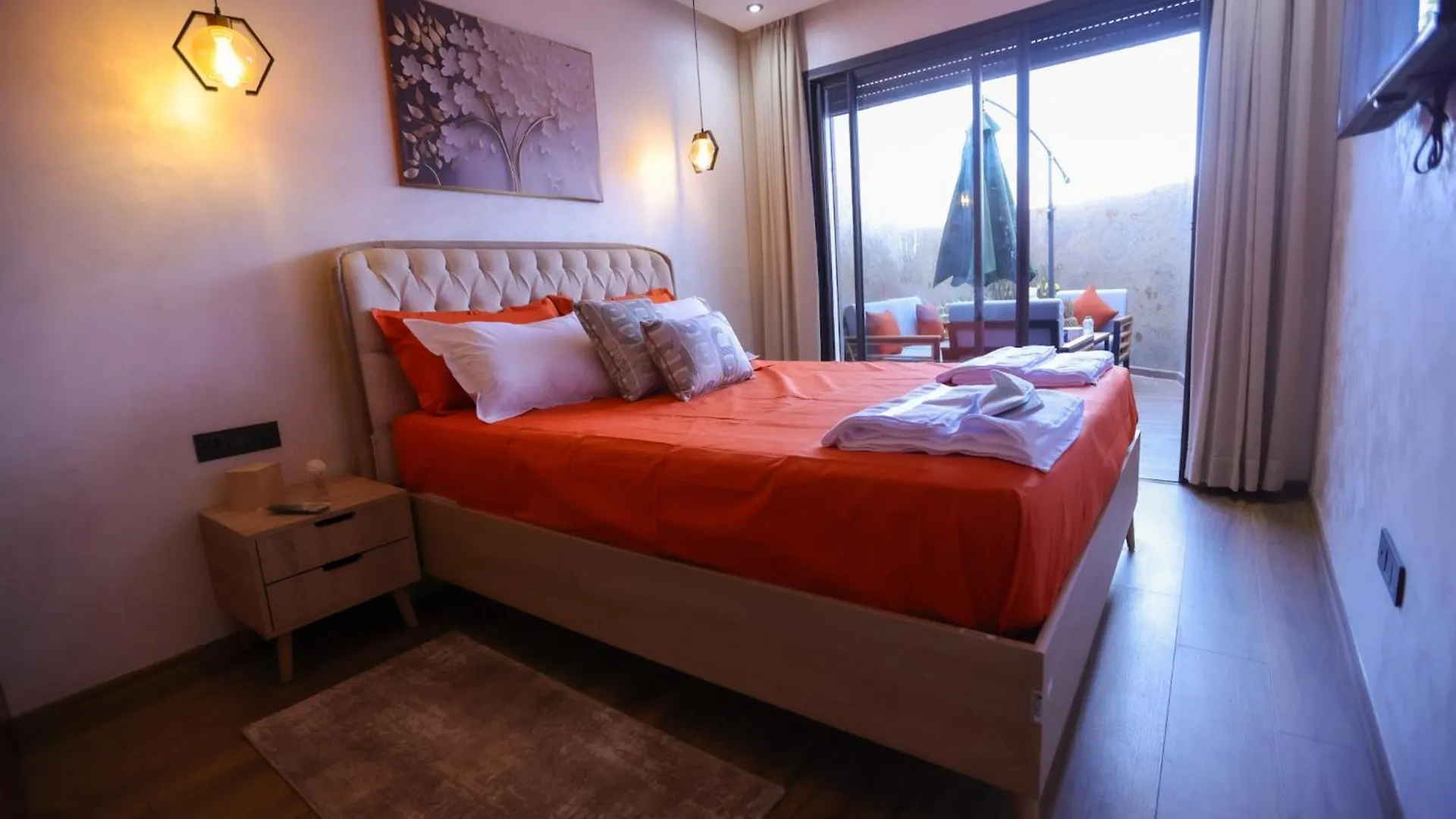 Modern Cozy Ghandi District Casablanca Marokko